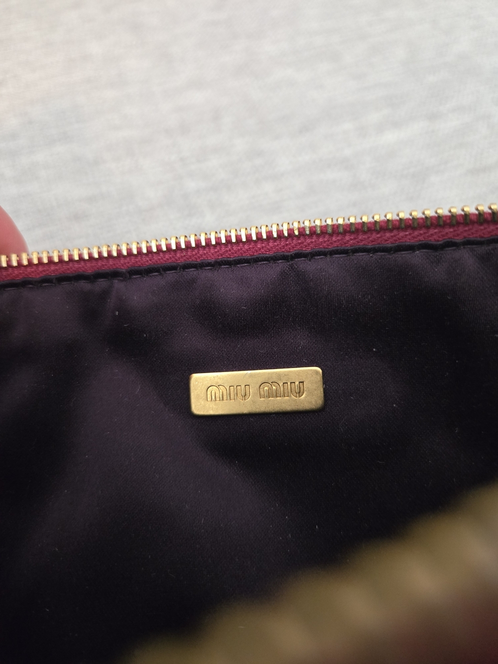 Miu miu clutch bag purse wallet miumiu vuitton chanel prada - Picture 8 of 12